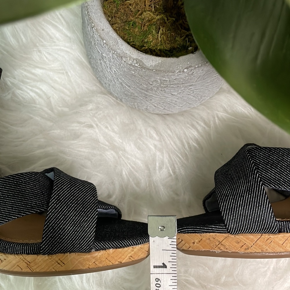 TOMS Sienna Wedge - Picture 9 of 14